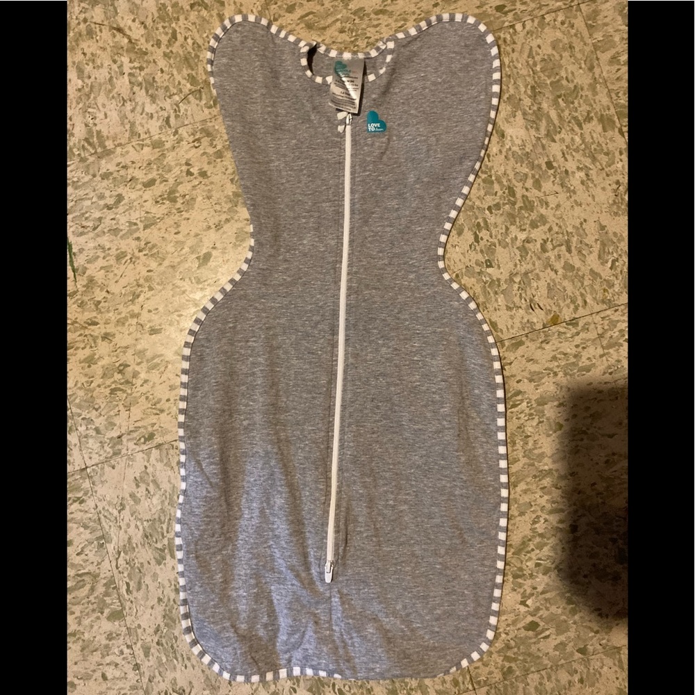 Love to dream size medium swaddle